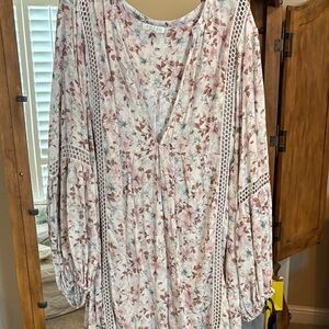 Floral Blouse with Lace Detailing